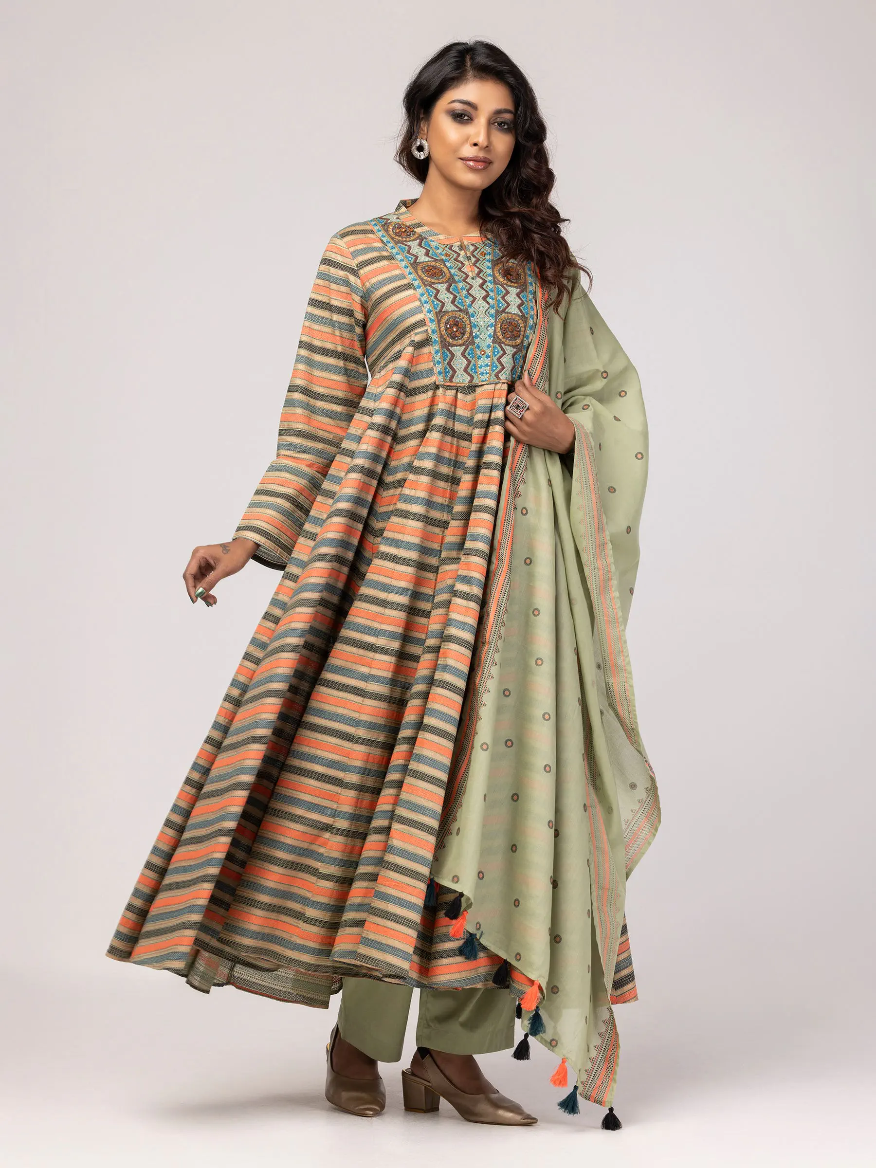 Kantha Odyssey Theme Shalwar Kameez