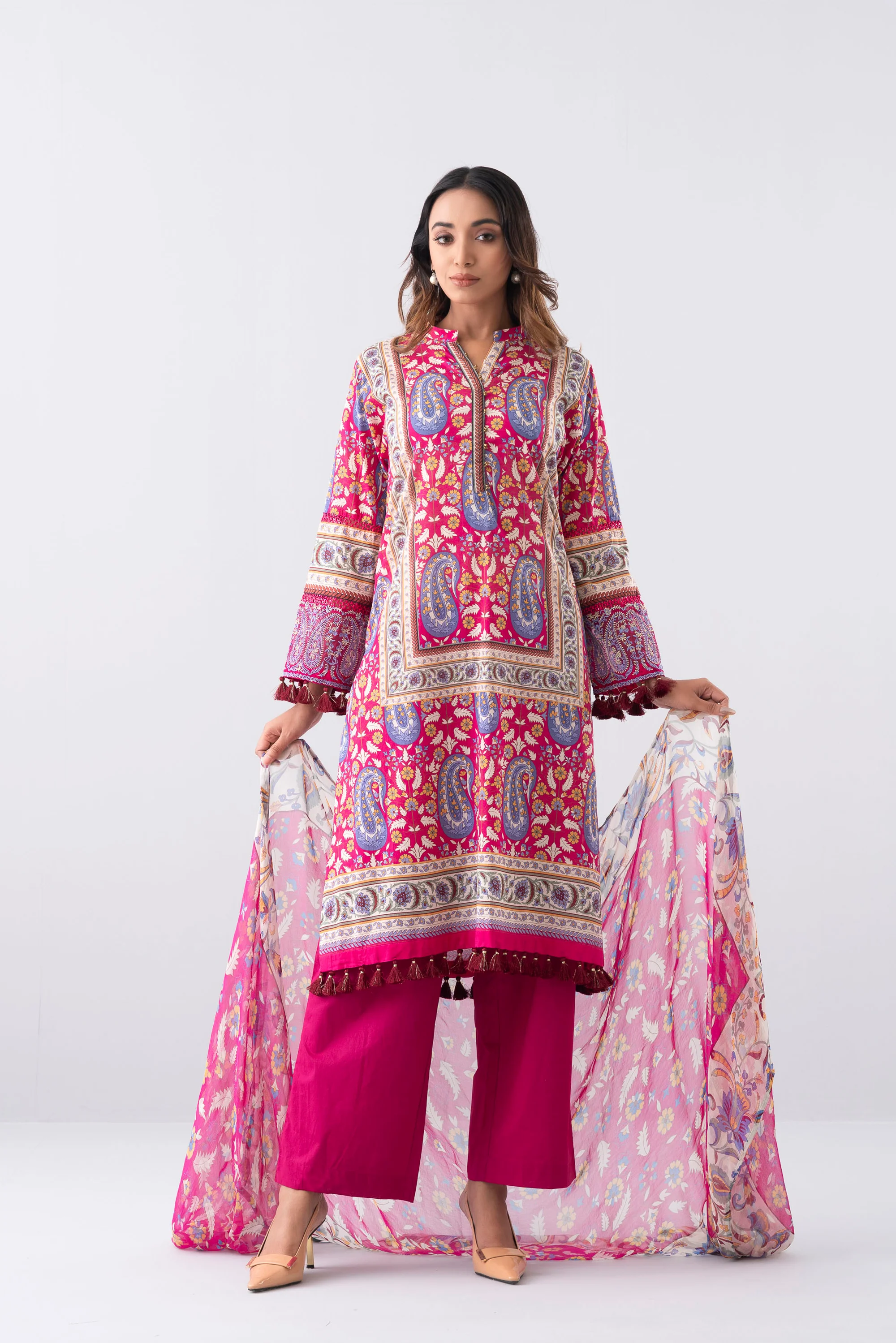 Relaxed Fit Printed Three-Piece Lawn with Chiffon Dupatta