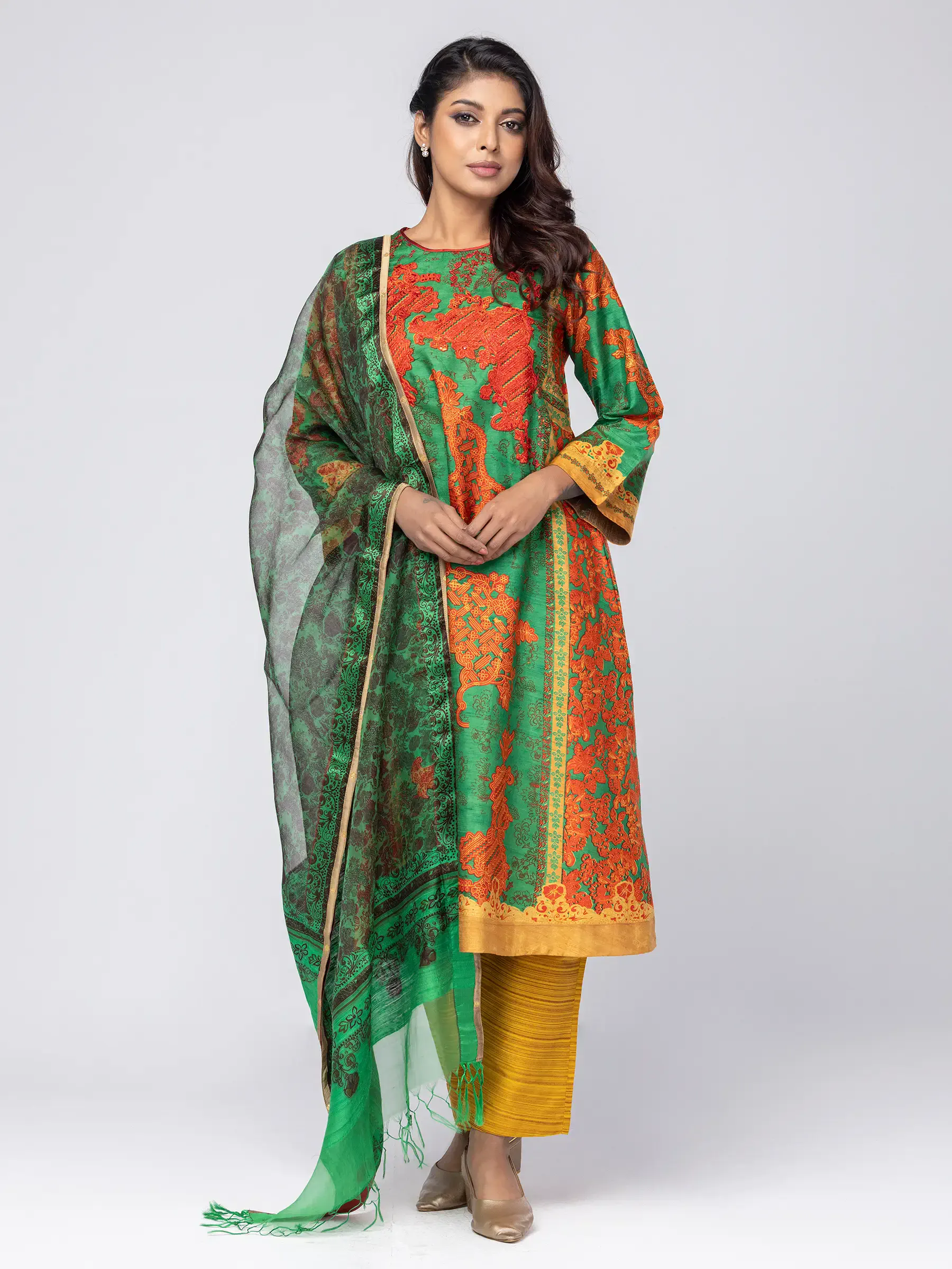Ornamenta Theme Shalwar Kameez