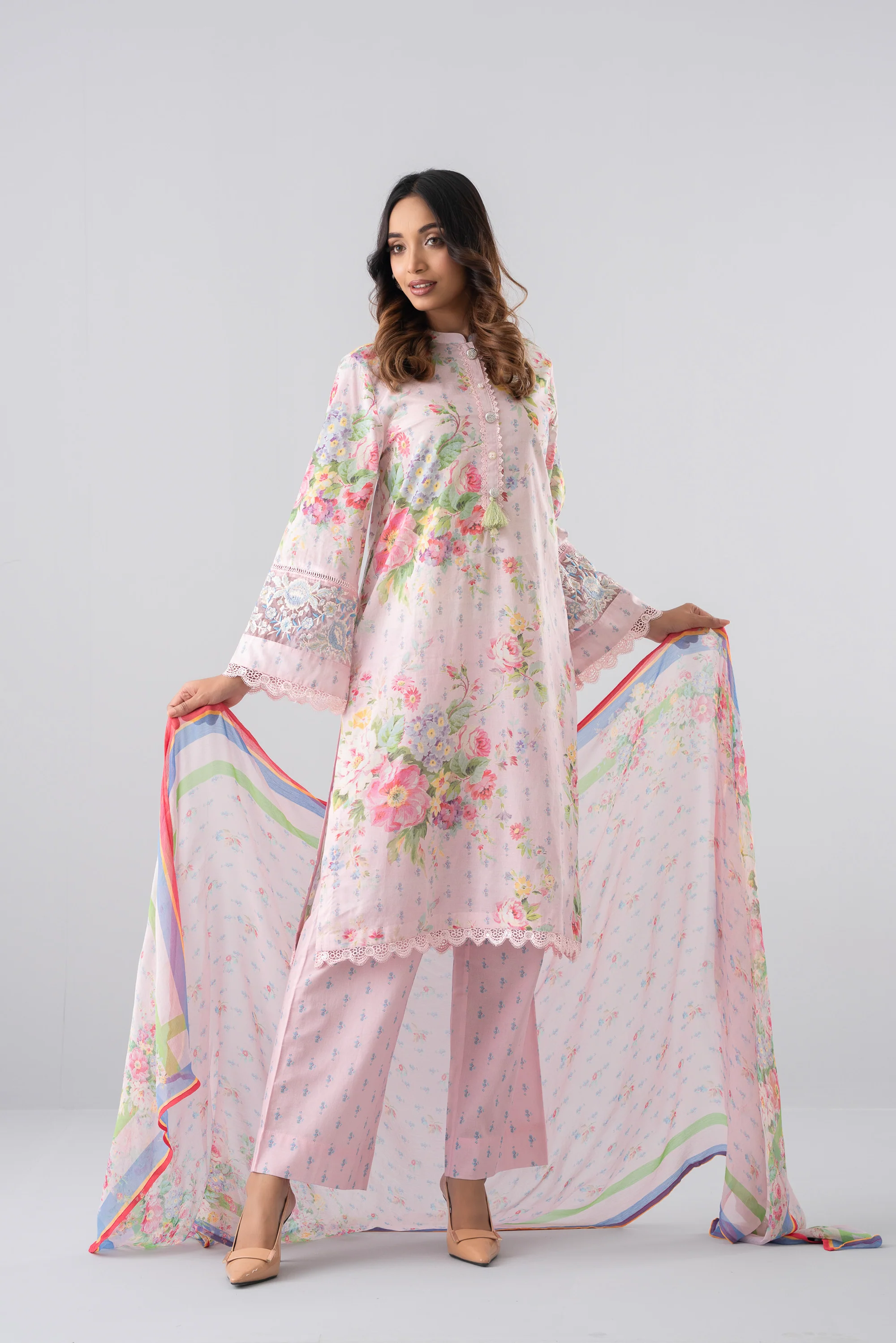 Smart Fit Printed Three-Piece Lawn with Chiffon Dupatta